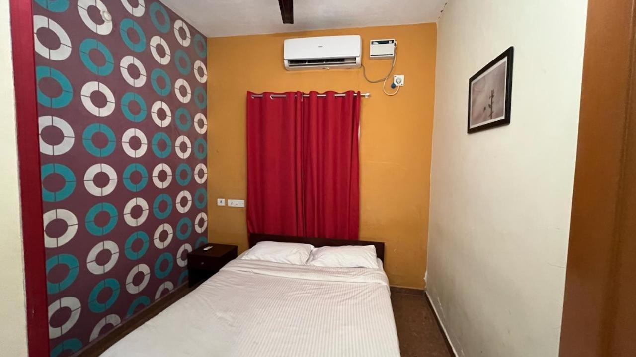 Shri Sai Balavany Residency Pondicherry Exterior photo