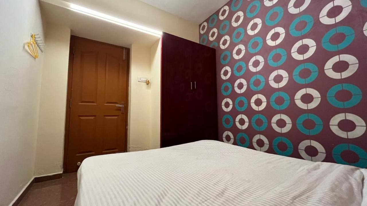 Shri Sai Balavany Residency Pondicherry Exterior photo