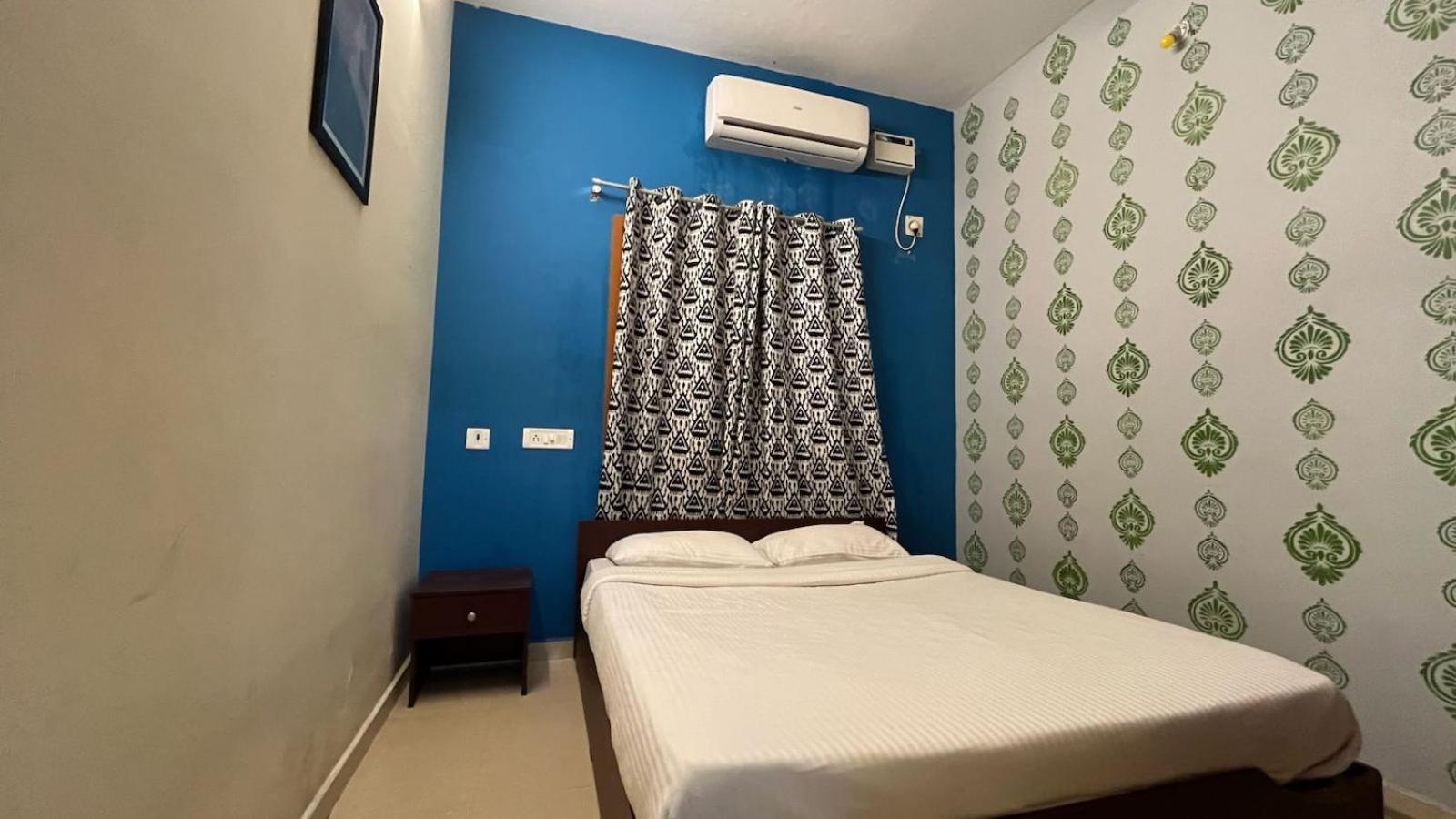 Shri Sai Balavany Residency Pondicherry Exterior photo