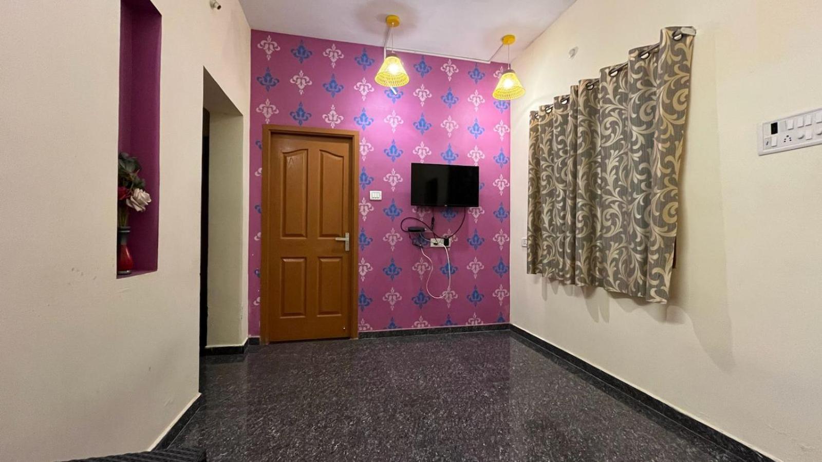 Shri Sai Balavany Residency Pondicherry Exterior photo